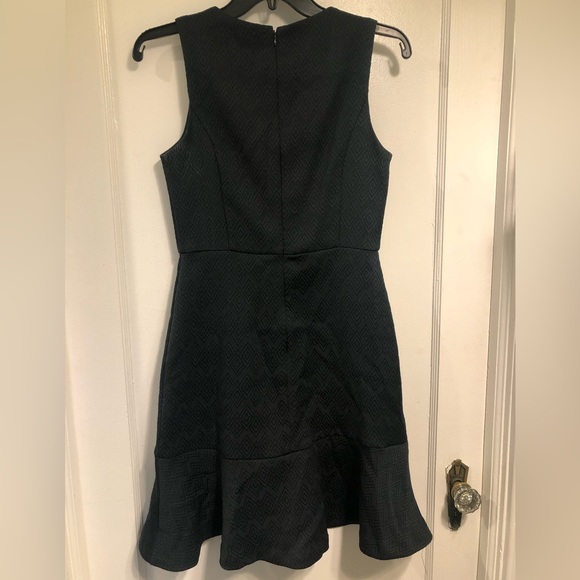 Banana Republic size 2 dress - Picture 3 of 3